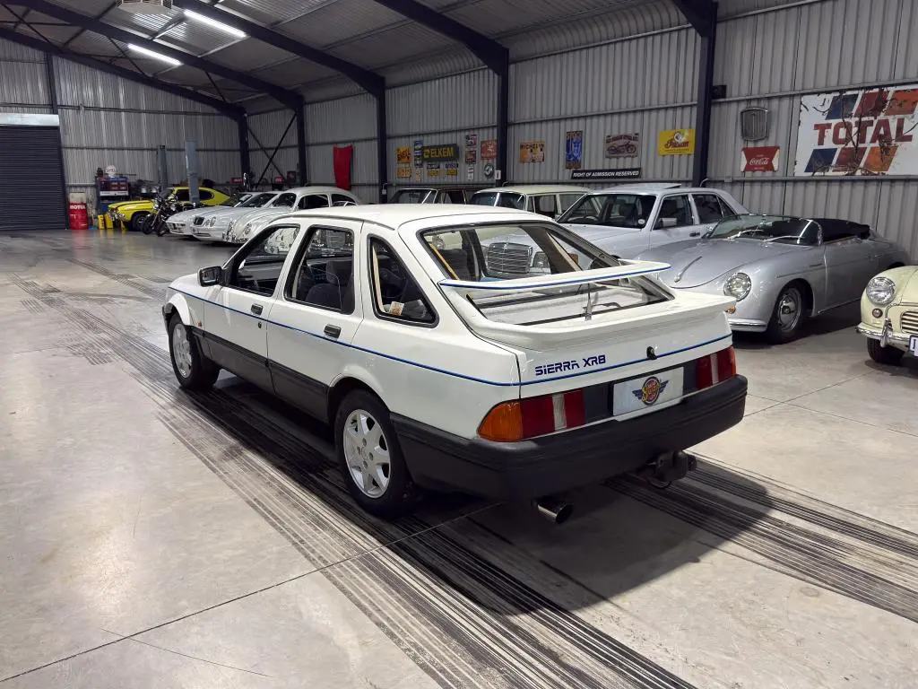1984 Ford Sierra XR8 – No. 144