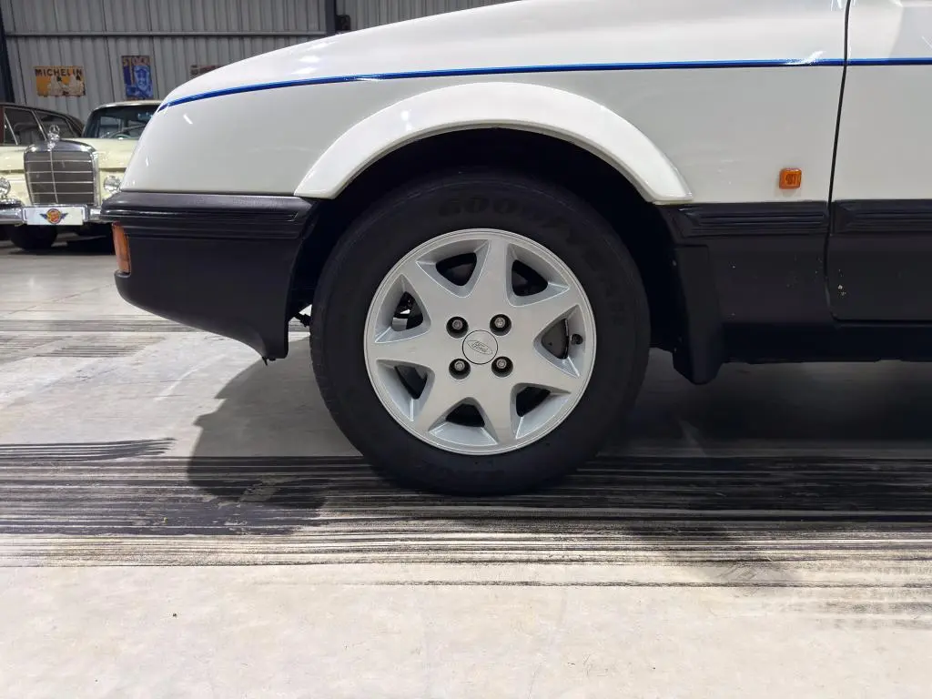 1984 Ford Sierra XR8 – No. 144