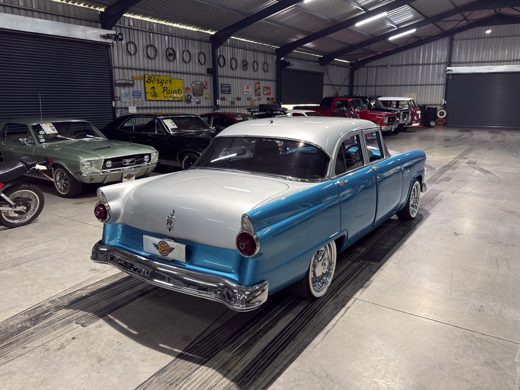 1955 Ford Sedan – Custom Hot Rod
