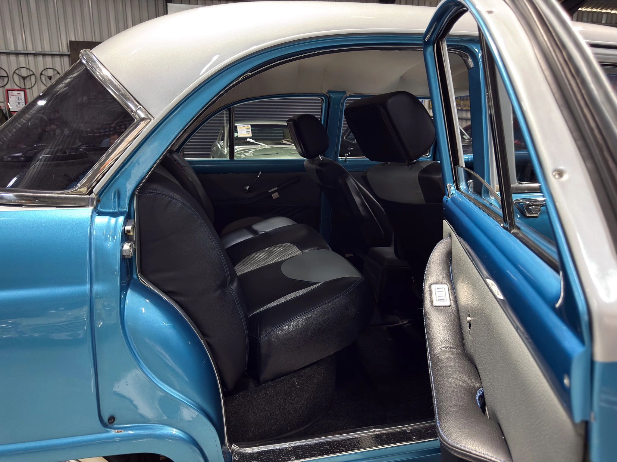 1955 Ford Sedan – Custom Hot Rod