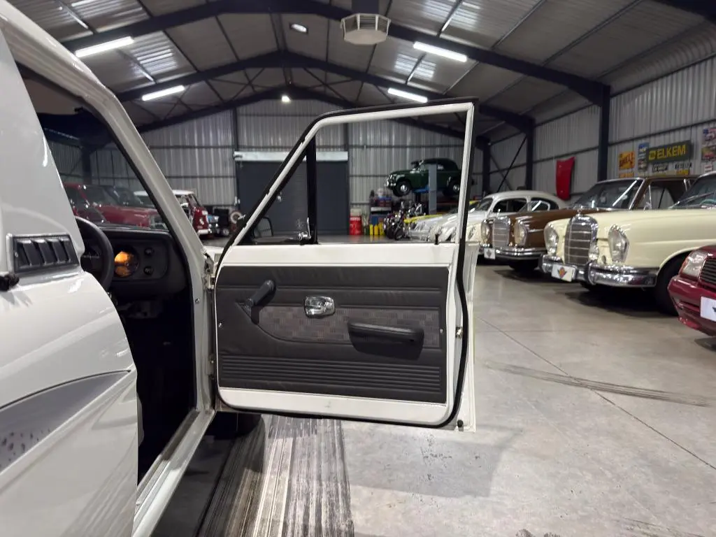 2009 Nissan 1400 Heritage Edition