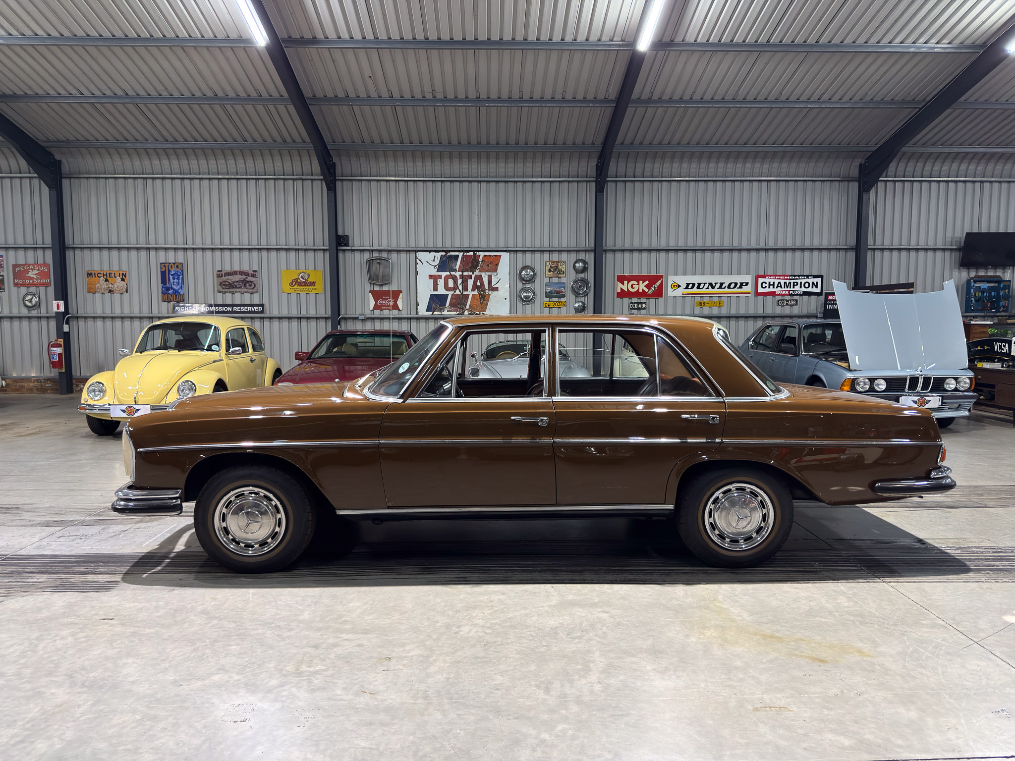 1969 Mercedes-Benz W108 280SE