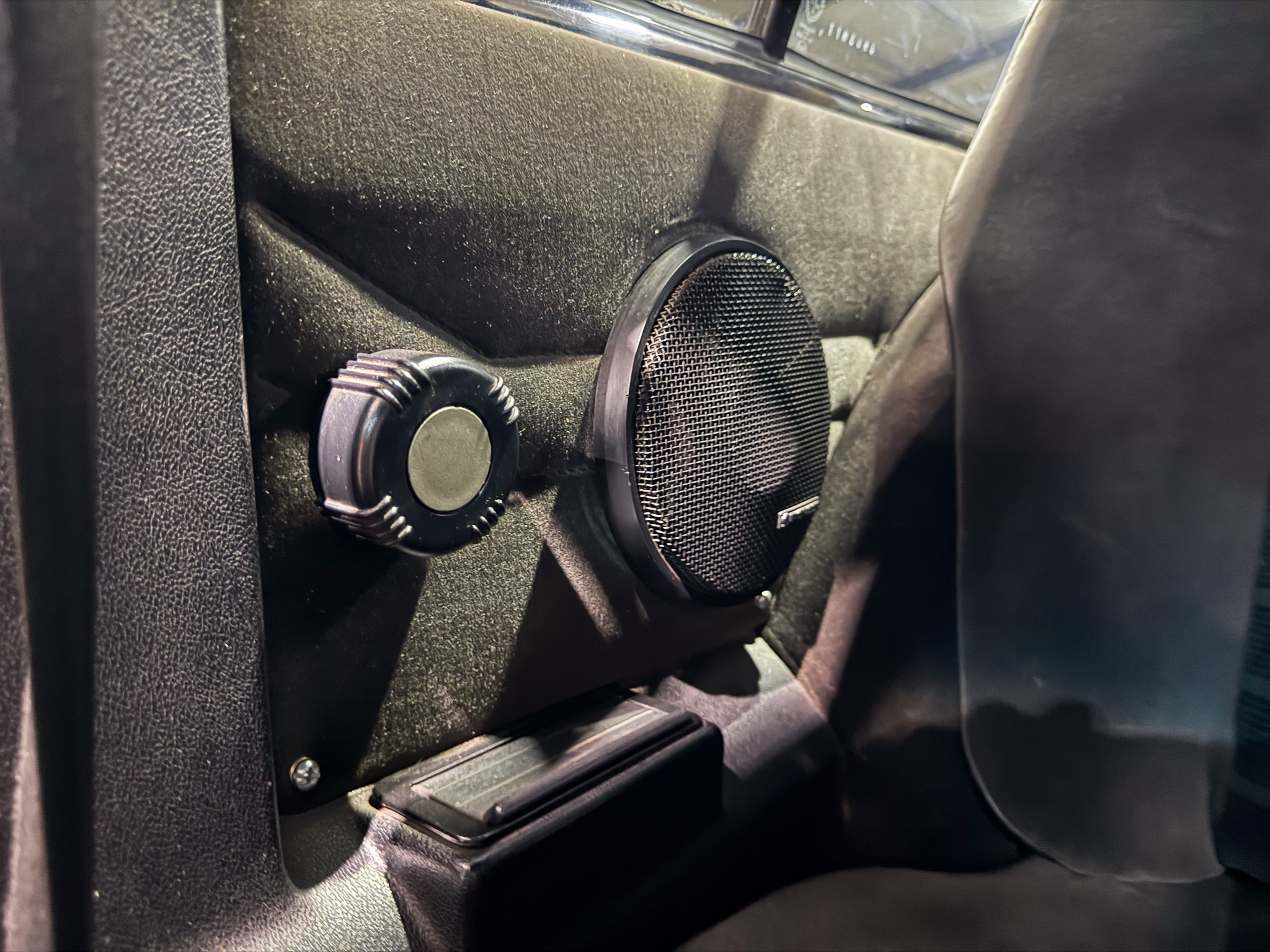 1984 Alfa Romeo 2.5 (Upgraded to 3.0)