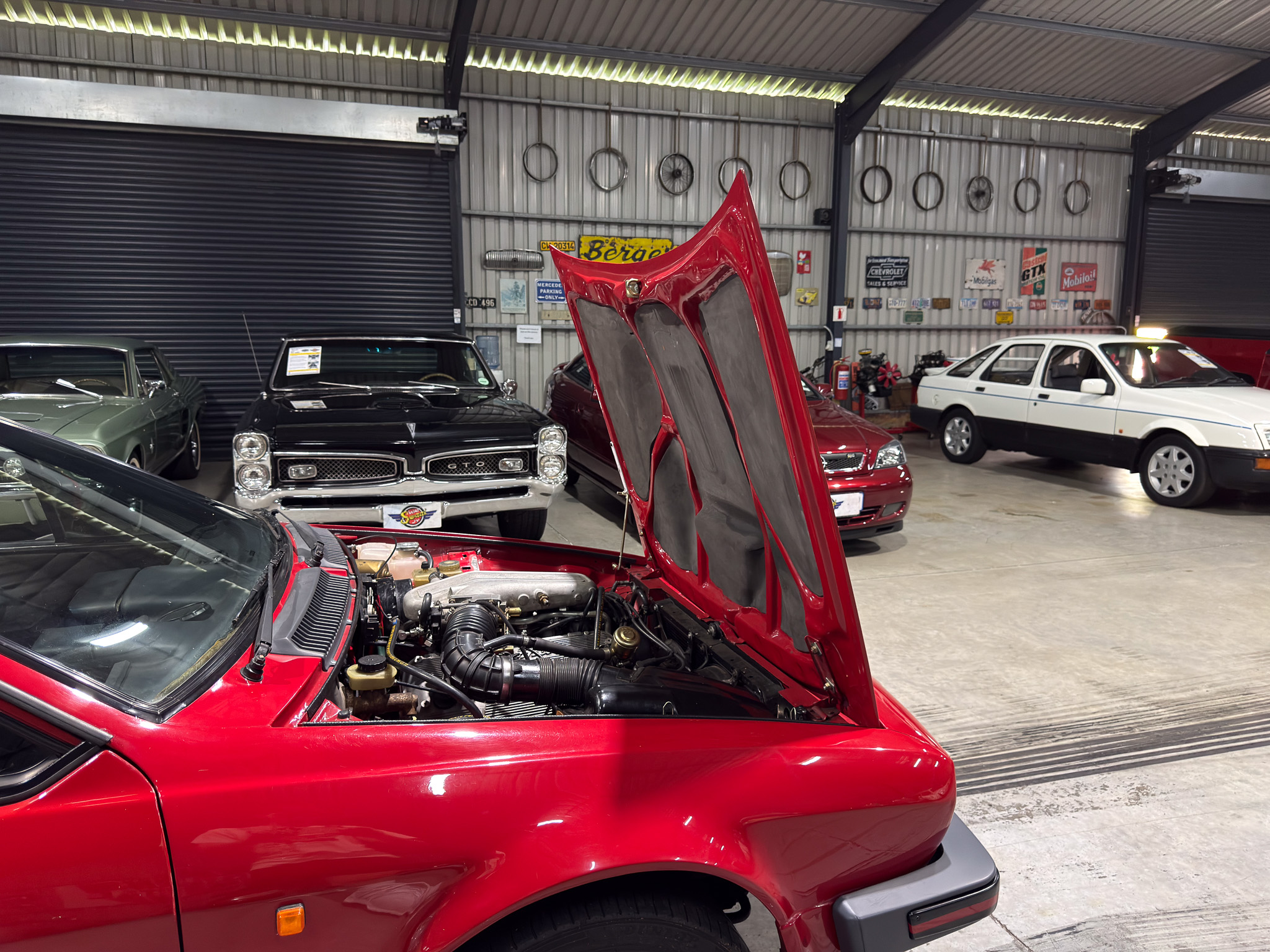 1984 Alfa Romeo 2.5 (Upgraded to 3.0)