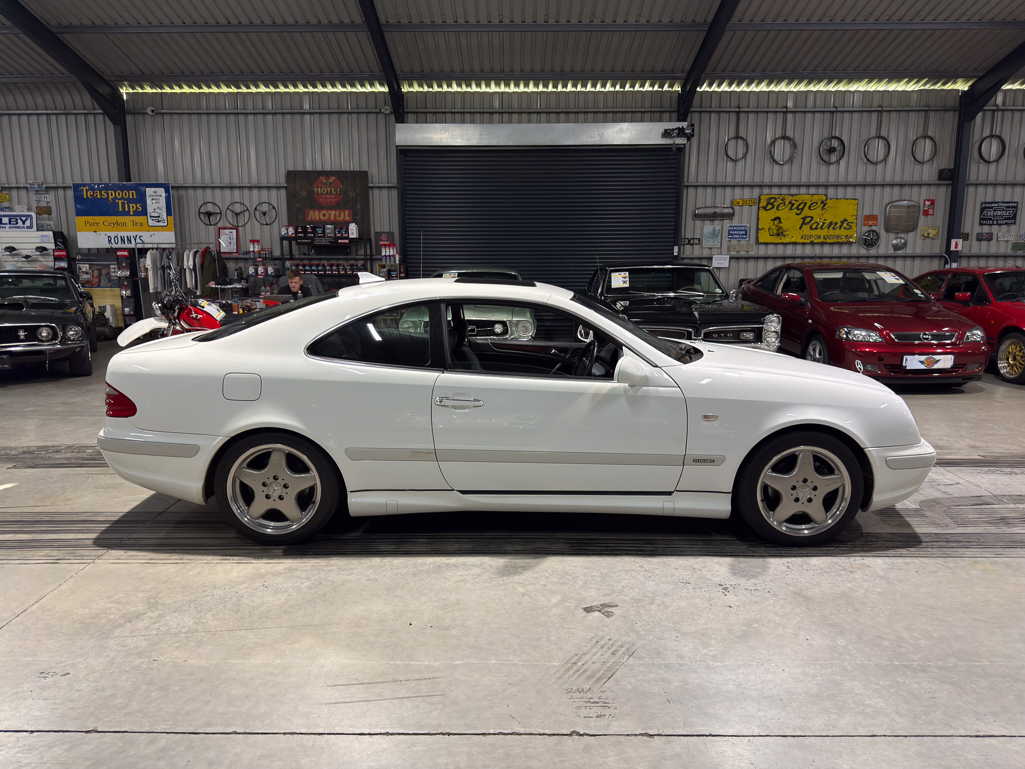 1999 Mercedes-Benz CLK320 AMG