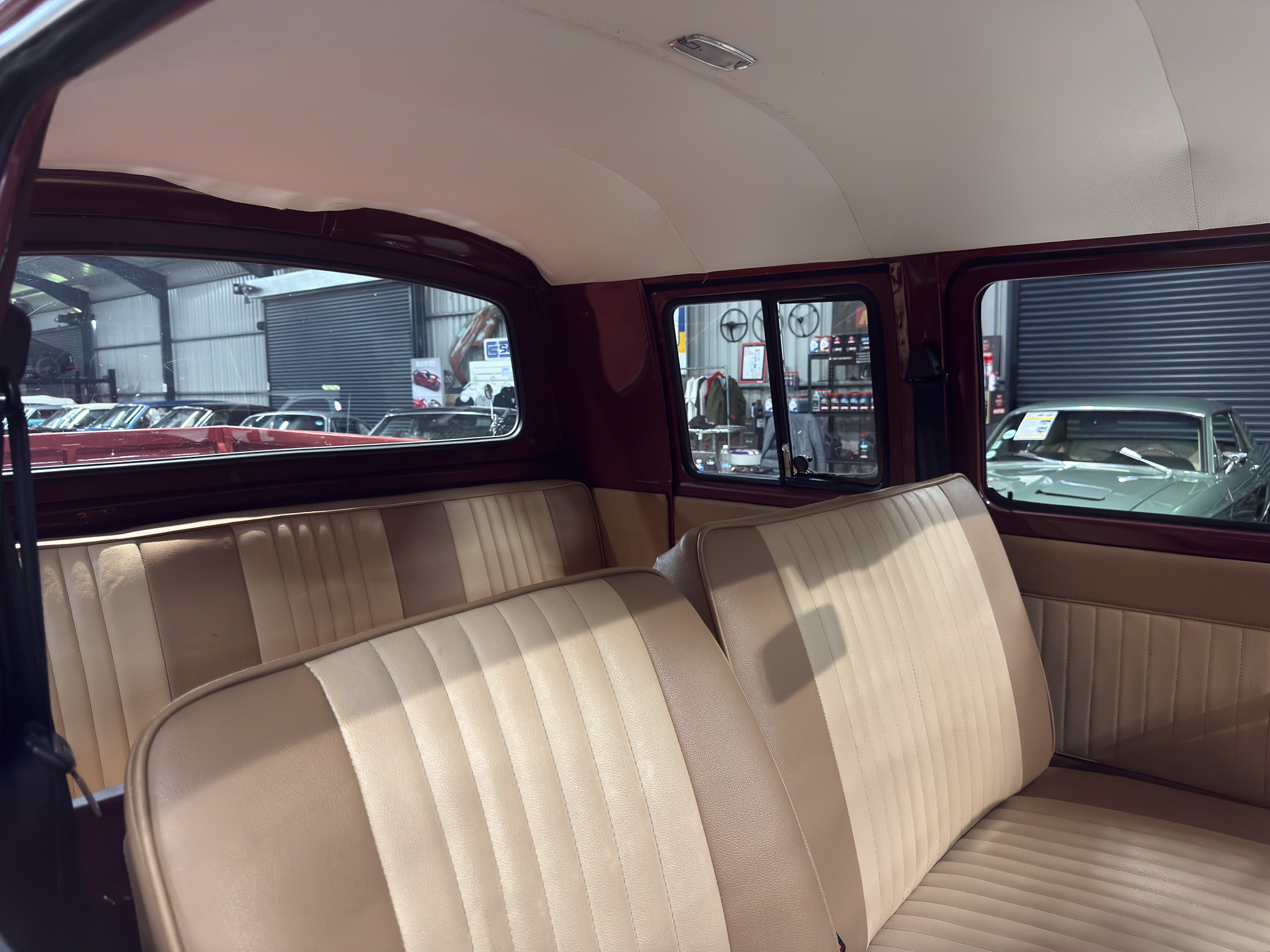 1977 Volkswagen Crewcab Kombi