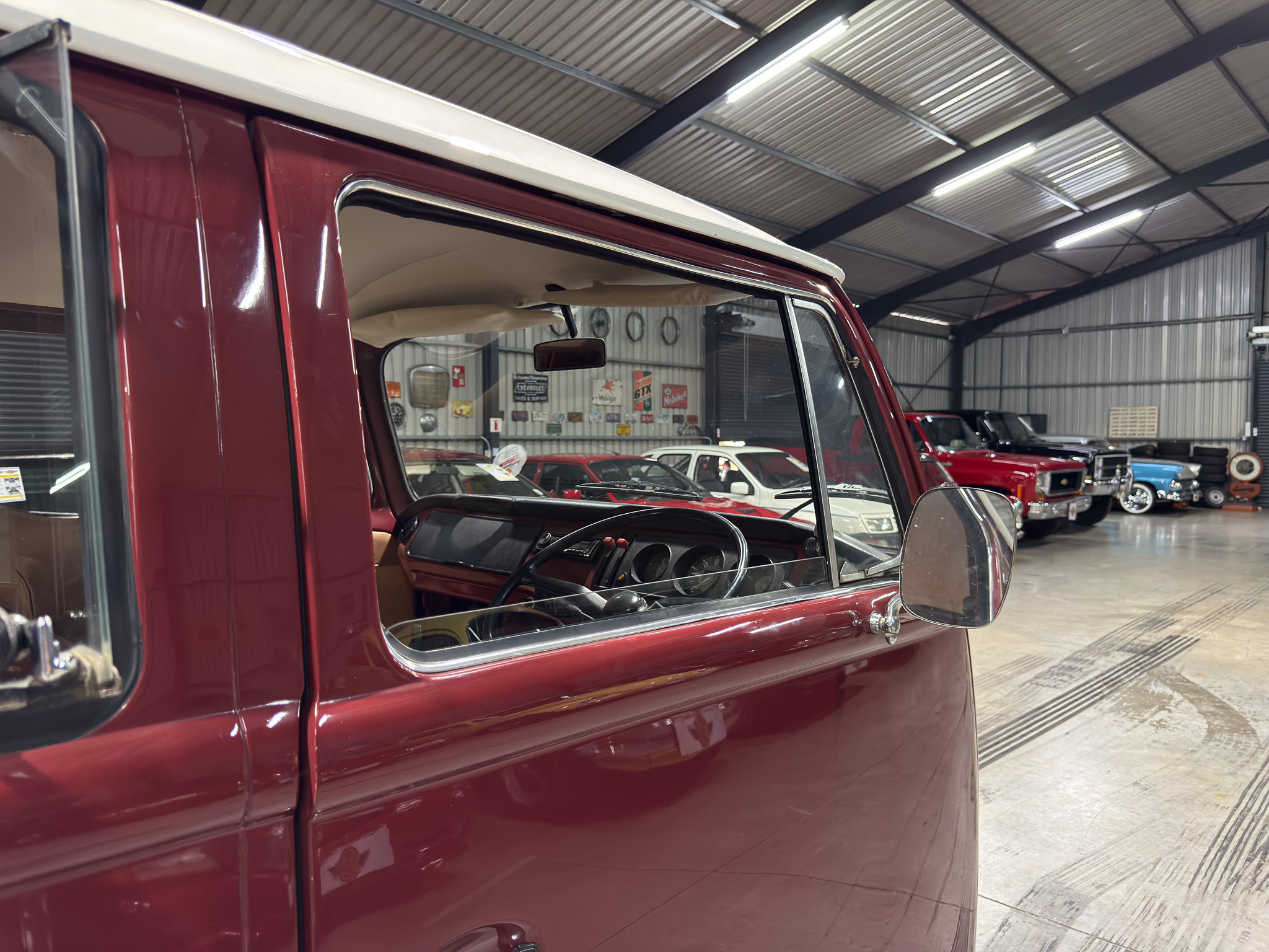 1977 Volkswagen Crewcab Kombi